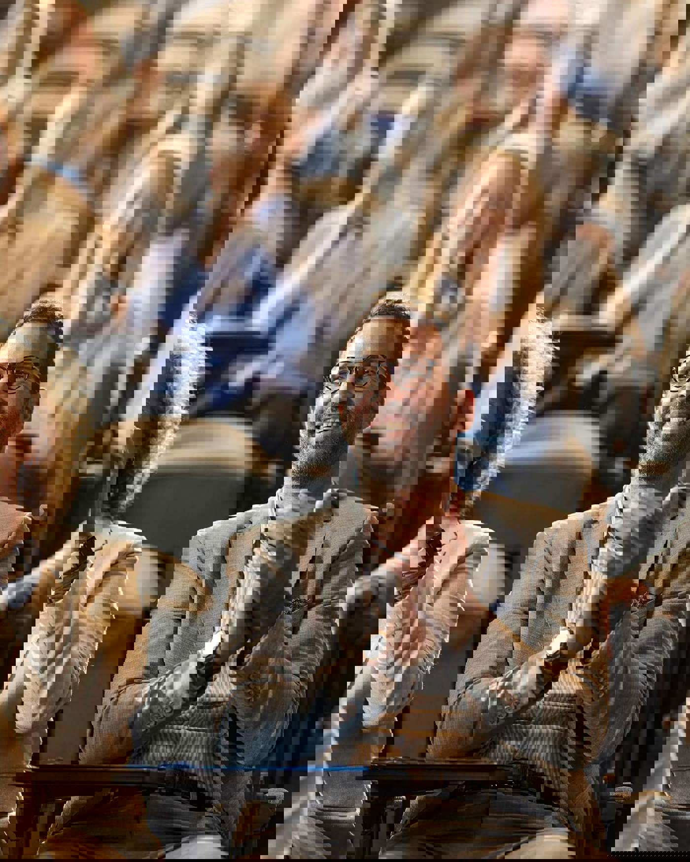 Man Clapping